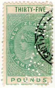 (272) £35 Green (1882)